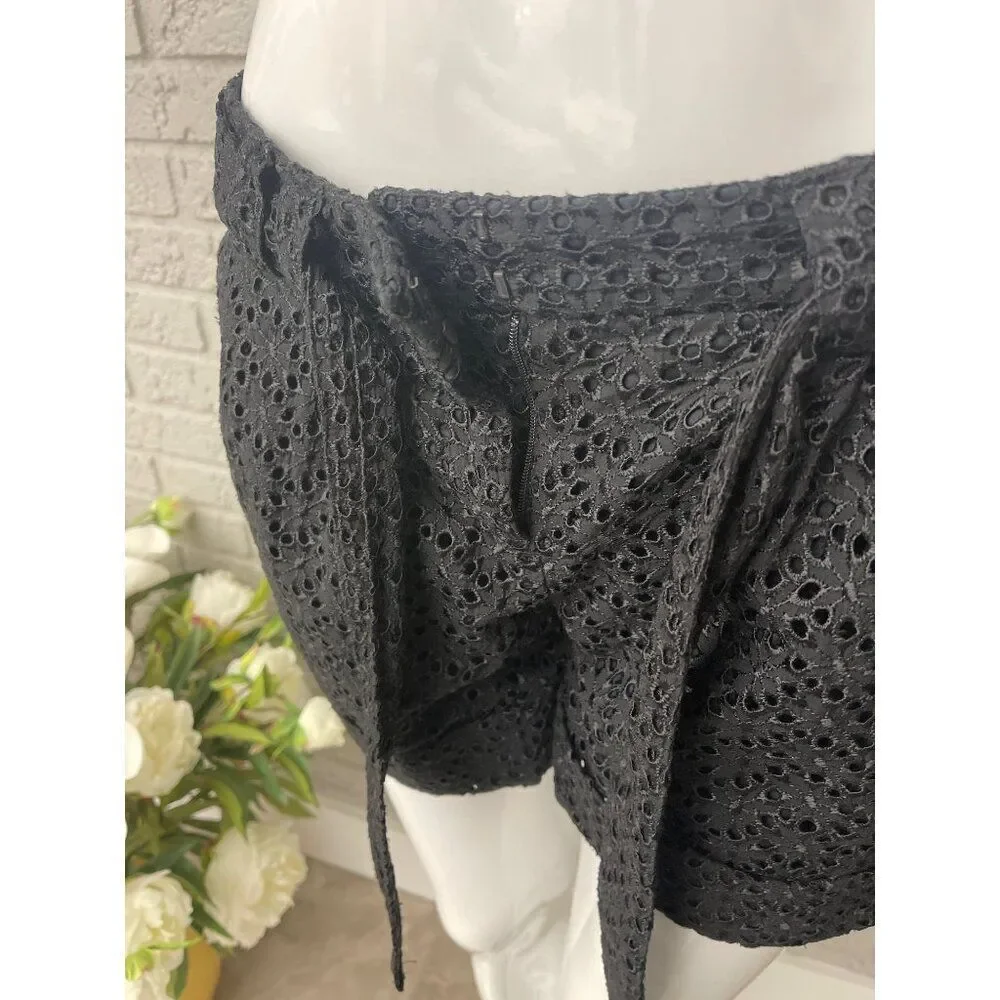 Express Design Studio Women Black Eyelet Shorts Size 6